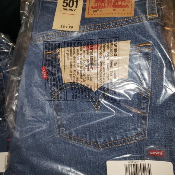 Levi's 501 Women's Skinny Jeans (sizes 30, 31, & 32) - Picture 2 of 7